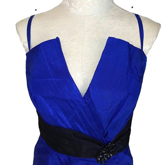 Amarotico Vintage Womens Gown Size 8 Blue Back Zip Fitted Bodice Pure Silk - Picture 5 of 9
